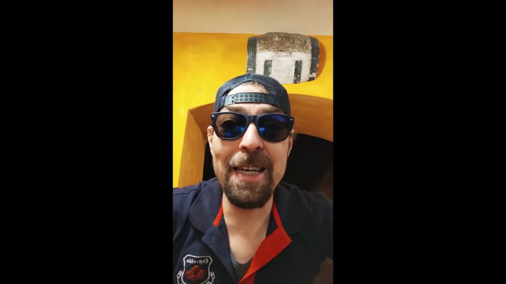 Vzkaz Babišovi – 4 růže