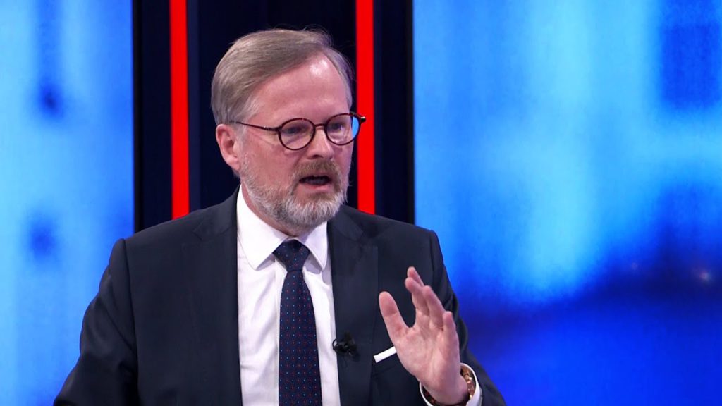 Řítíme se do zdi a musíme něco udělat. Odchod do důchodu bych odstupňoval, říká Fiala