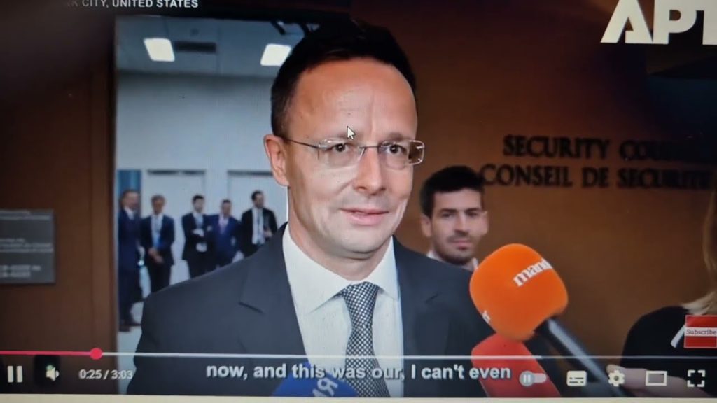 Maďarský odvážný postoj: světovou válku lze zažehnat pokud bude pokračovat dialog mezi USA a Ruskem.