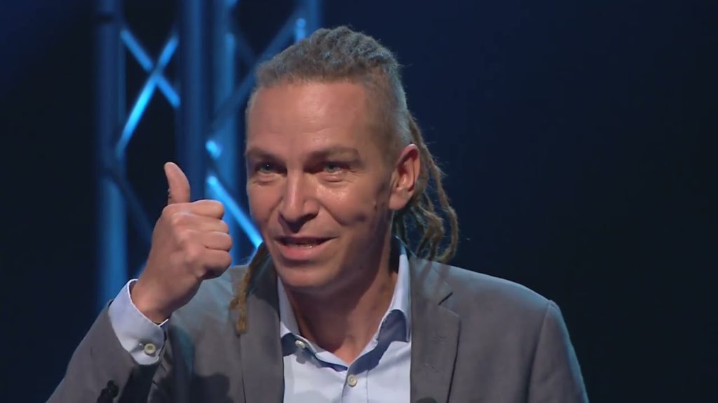 Téma Týdne (2025/27) – 4) Předvolební debata