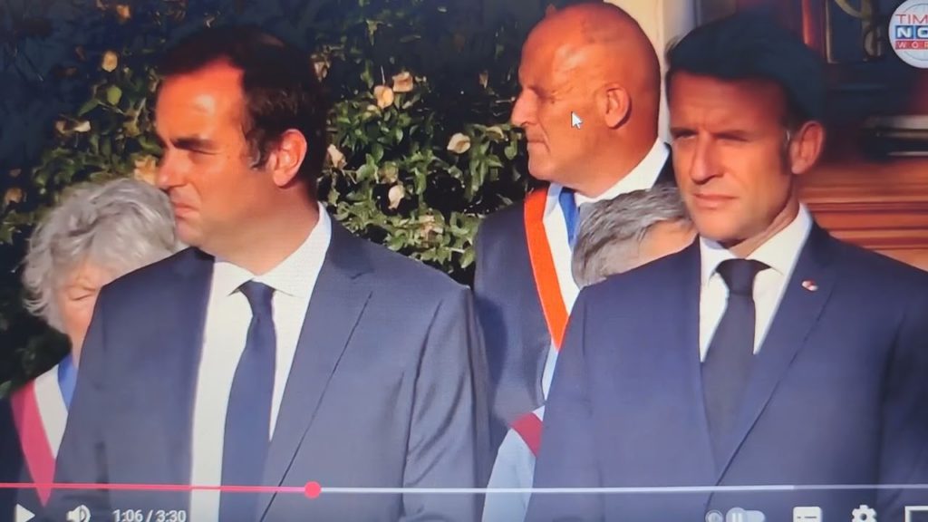 FRANCIE V CHAOSU; nejkratší dobu existující vláda Sébastiena Lecornu padla, Macron čelí krizi…