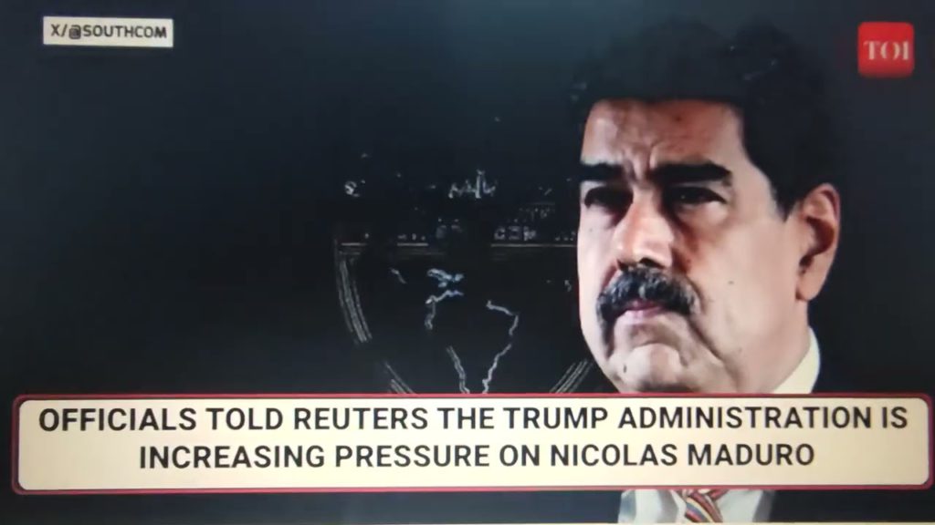 Venezuela JE ODŘÍZNUTA od světa; síly USA obkličují Madura; světové aerolinky zastavují tamní lety.
