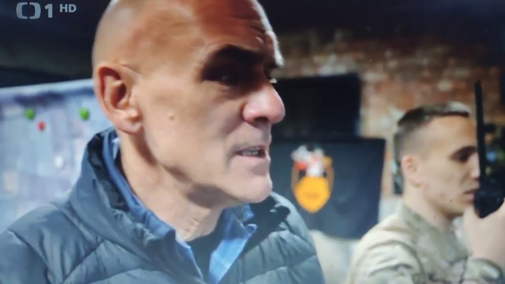 „Evropa, vedená slabými lídry, je v rozkladu“ a nové ukrajinské divadlo (pro BBC) v Pokrovsku…