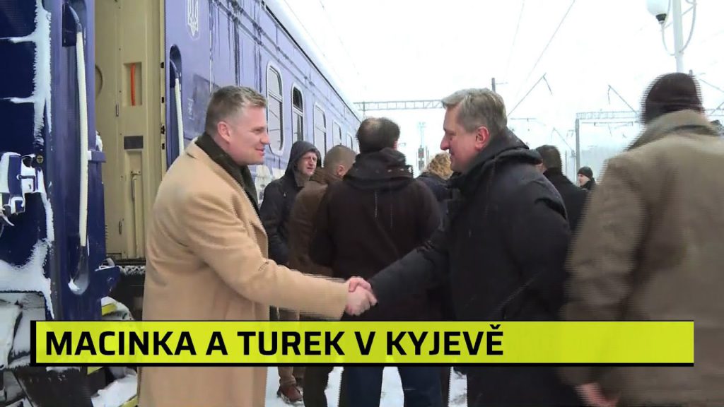 Macinka dorazil na Ukrajinu. Do ostřelovaného Kyjeva s sebou vzal také Turka