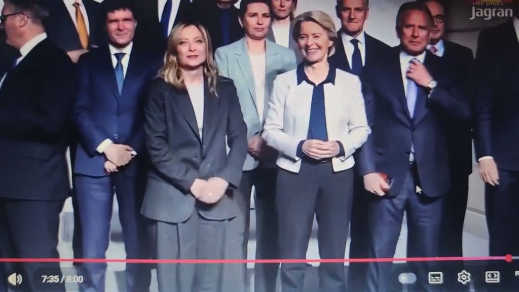 PRYČ s Uršulou? Kdo je TAJNÝM STÍNOVÝM PREZIDENTEM? Vzhlíží již Unie k budoucnosti bez Uršuly?