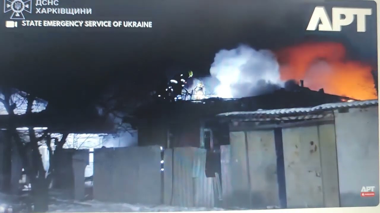 Sledujte: Rusko buší do ukrajinských největších měst; Charkov zanechán po útoku doutnající…