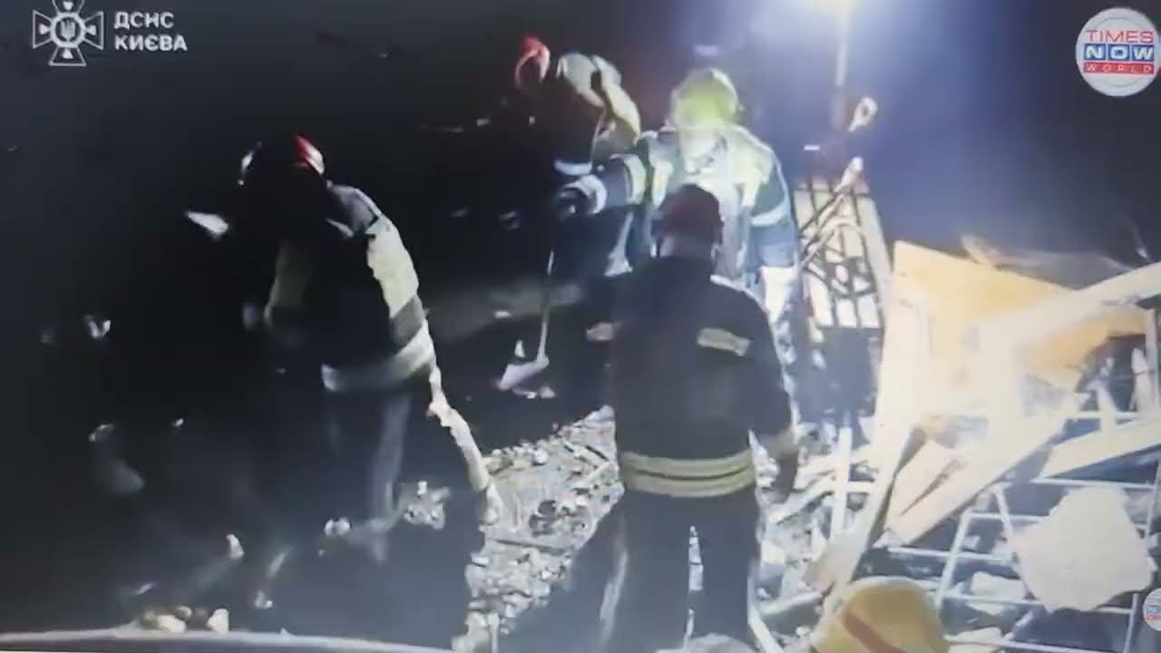 BALISTICKÝ ÚTOK NA UKRAJINU: výbuchy zasáhly Kyjev po ruské raketové palbě v několika vlnách…