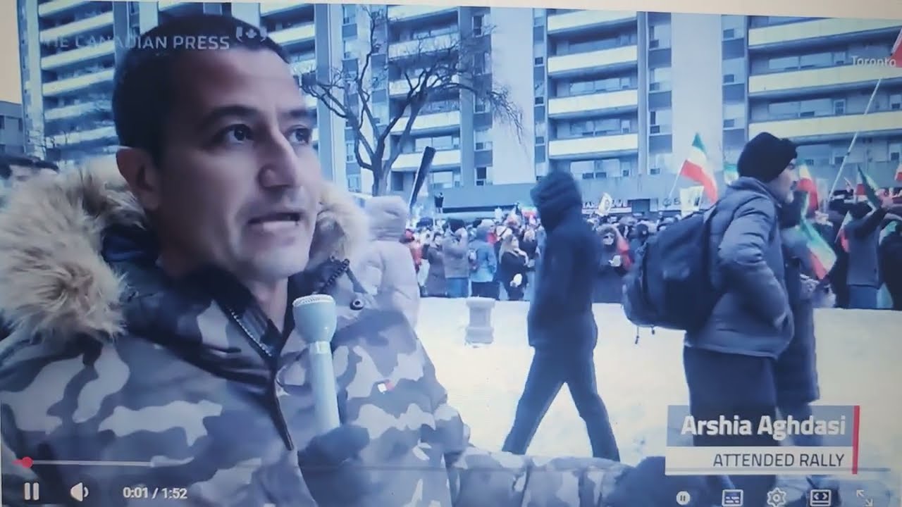 Statisíce lidí pochodují v Kanadě (Toronto) na podporu Íránu a proti Chameneího náboženskému režimu.