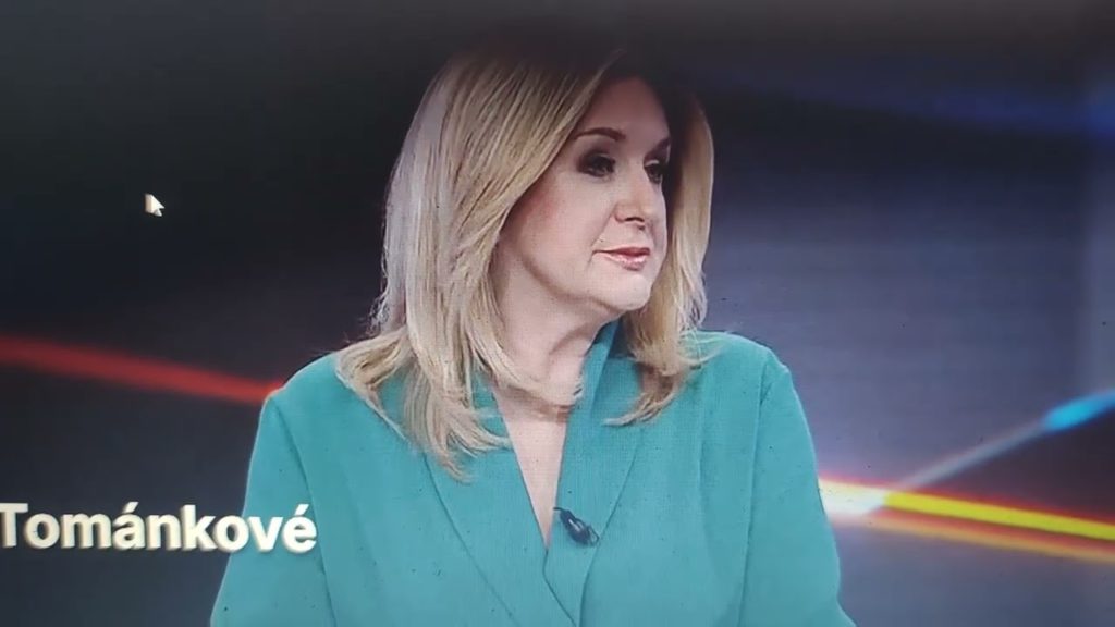 Terezie Tománková plní velmi dobře roli osmé opoziční strany po Pětidebaklu, Rudém nokovi z Hradu…