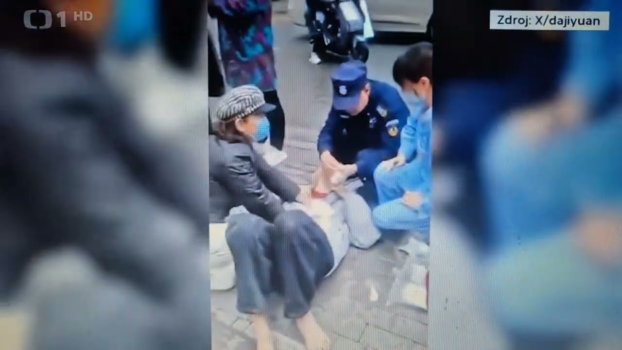 A ještě trochu propagandy z naší “nezávislé” ČT. Tohle v zemích západní demokracie vůbec neznáme!!!