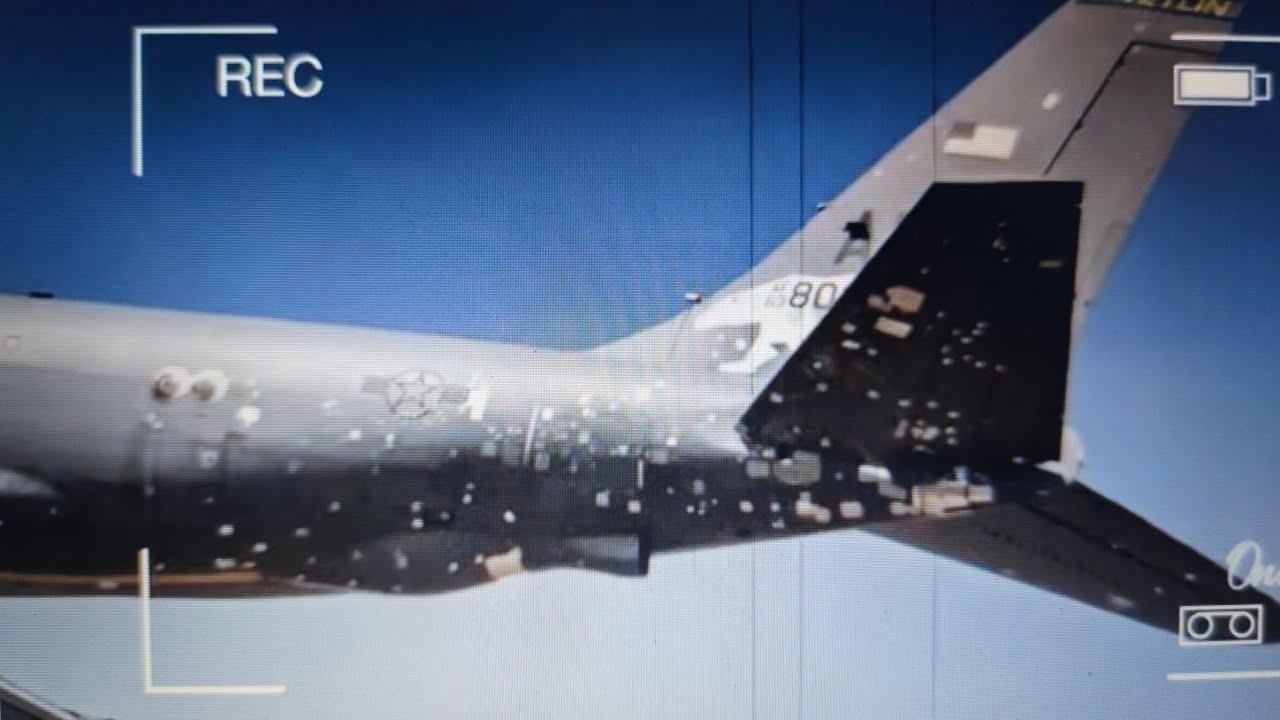 AKTUÁLNĚ: Írán ZNIČIL americká velká tankovací letadla KC-135; nové fotografie těchto tryskáčů…