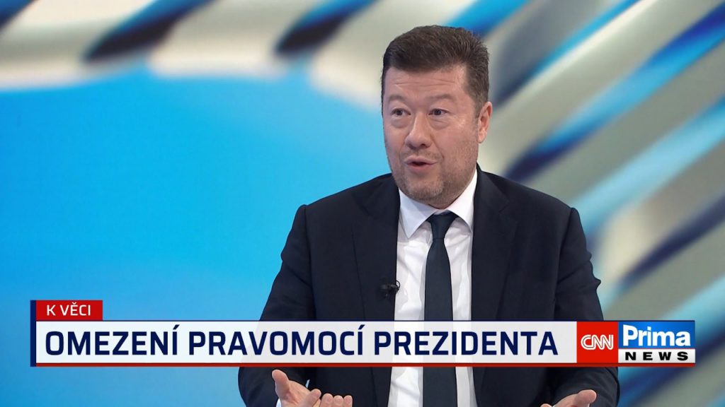 Pavel se nás asi bojí, proto se na summit vlamuje, řekl Okamura. Ukrajinu označil za bezednou
