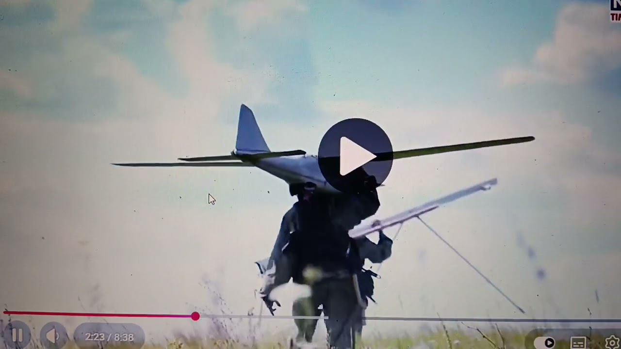 Ruský dronový bzukot v Kyjevě; Putinovy síly spouští největší útok na energetickou síť od jara 2026.